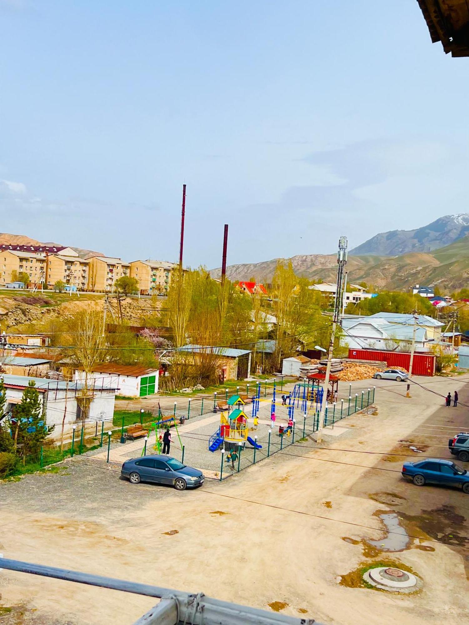 Tumar Guest House Naryn Exterior photo