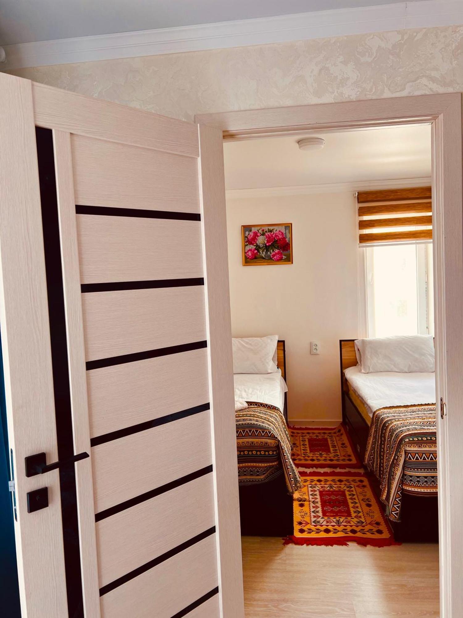 Tumar Guest House Naryn Exterior photo